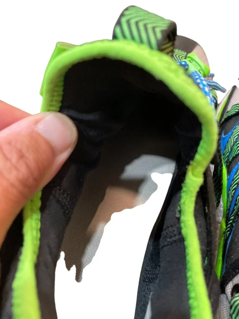 Nike Air Max mens green blue 270 Bowfin Sprite lowtop sneakers sz 8.5 SKU 10-478